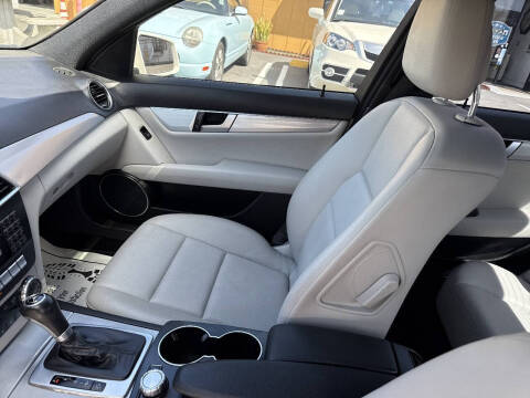 2012 Mercedes-Benz C-Class C 250 Luxury