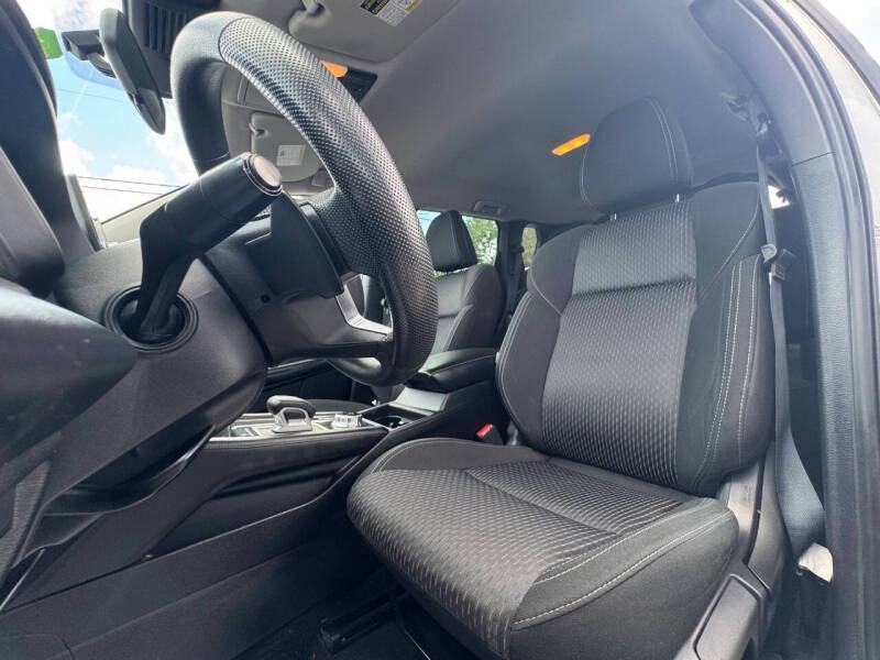 2022 Mitsubishi Outlander ES