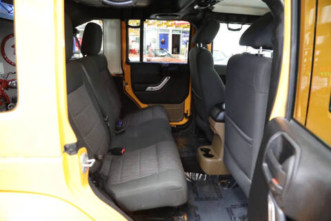 2012 Jeep Wrangler Unlimited Sahara