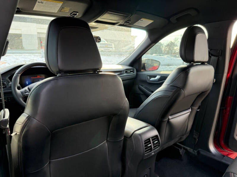 2024 Ford Escape ST-Line