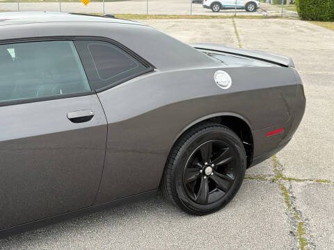 2018 Dodge Challenger SXT