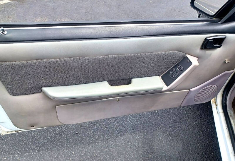 1990 Ford Mustang LX