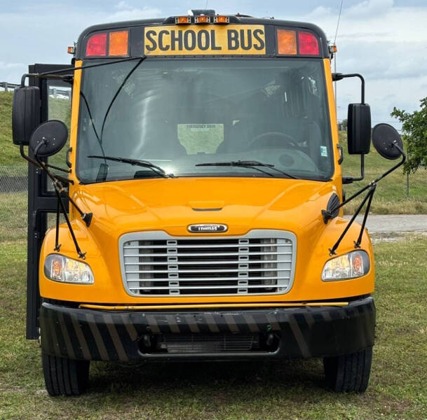 2008 Freightliner B2 Chassis