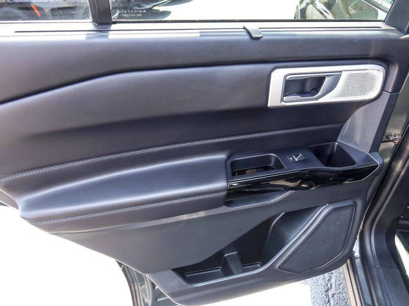 2022 Ford Explorer Platinum