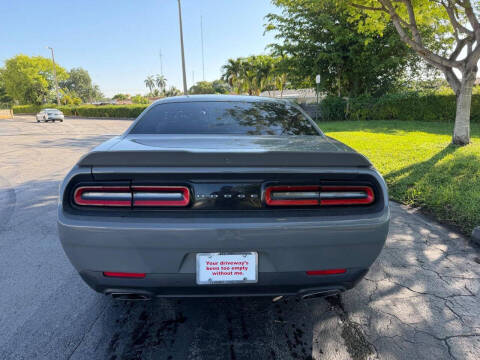 2017 Dodge Challenger R/T