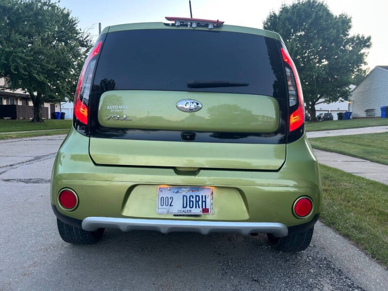 2018 Kia Soul +