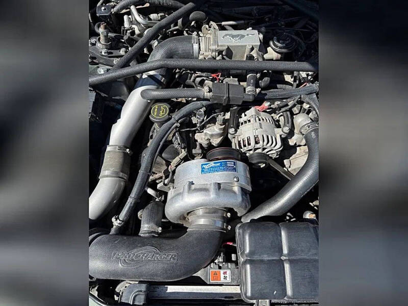 2004 Ford Mustang GT Deluxe