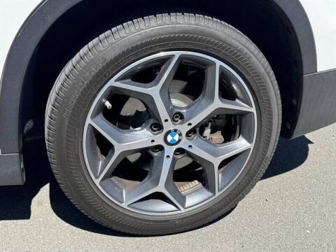 2017 BMW X1 xDrive28i