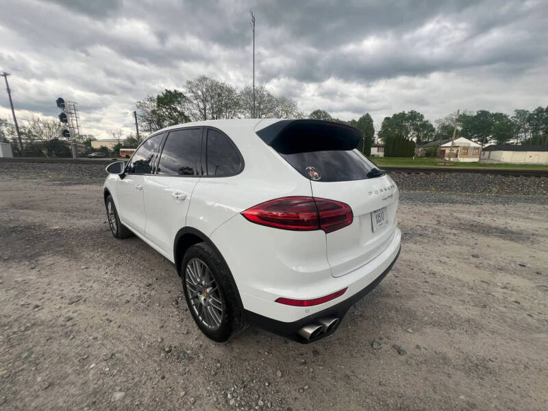 2017 Porsche Cayenne S