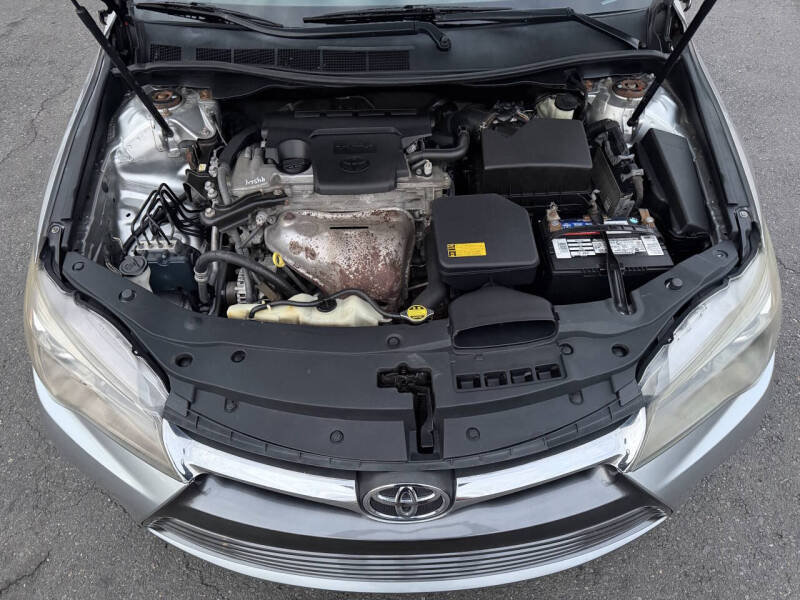 2015 Toyota Camry SE