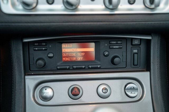 2000 BMW Z8 27