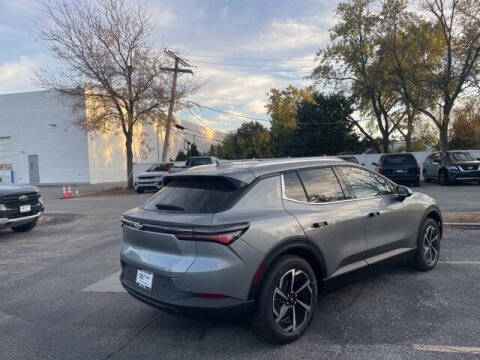 2026 Chevrolet Equinox EV LT 2