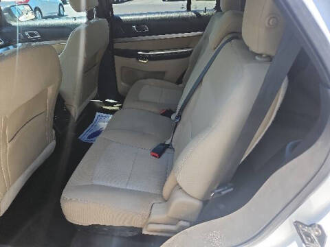 2016 Ford Explorer