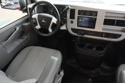 2022 Chevrolet Express 2500