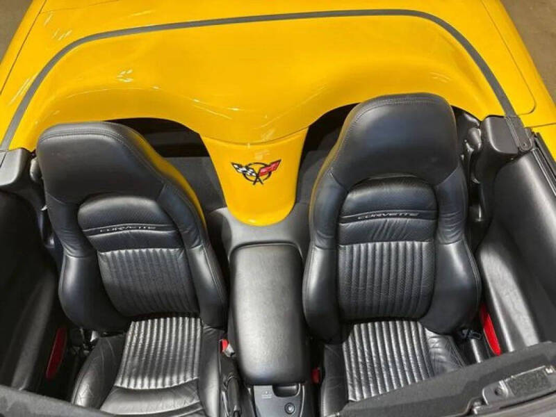 2004 Chevrolet Corvette