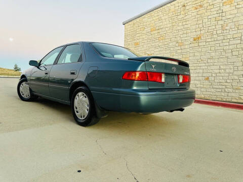 2000 Toyota Camry LE
