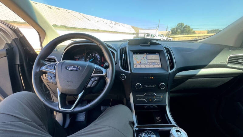 2019 Ford Edge SEL