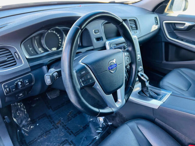 2015 Volvo S60 T5 Premier