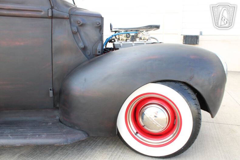 1947 Ford F-100