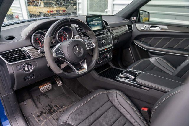 2017 Mercedes-Benz GLS 8