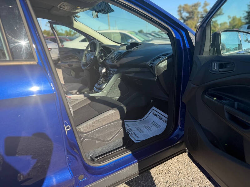 2016 Ford Escape S