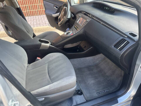 2014 Toyota Prius Two