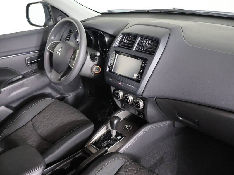 2025 Mitsubishi Outlander Sport