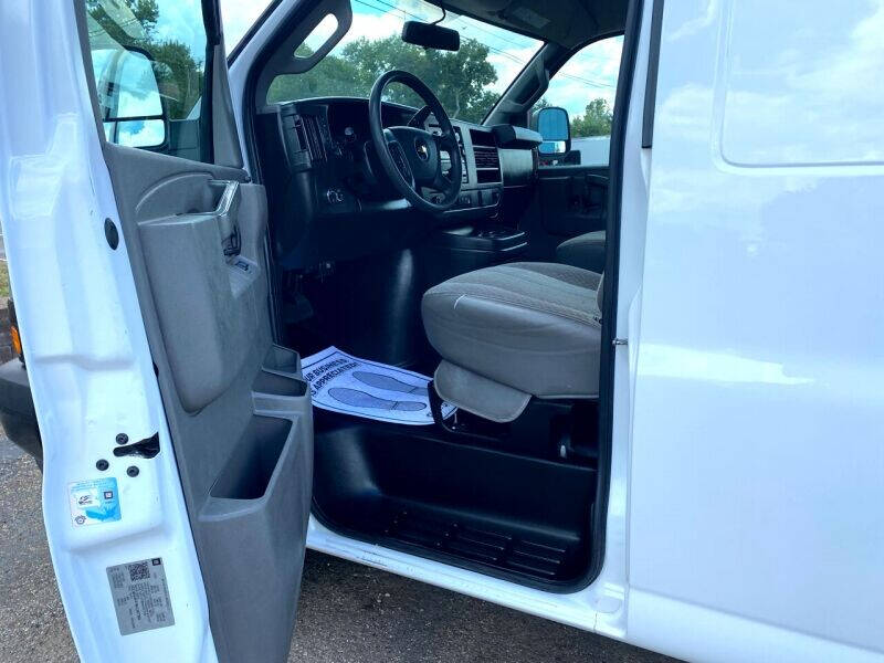 2019 Chevrolet Express 2500