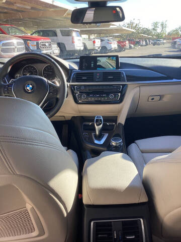 2017 BMW 3 Series 330i