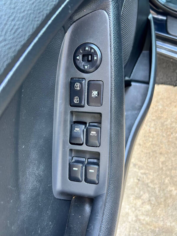 2017 Kia Forte5 LX