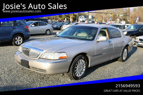 2005 Lincoln Town Car Signature