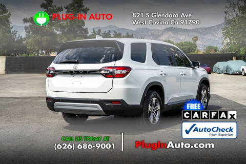 2023 Honda Pilot EX-L w/Rear Captain's Chairs