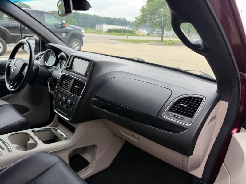 2020 Dodge Grand Caravan SXT