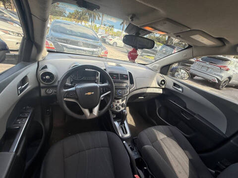 2013 Chevrolet Sonic LT Auto