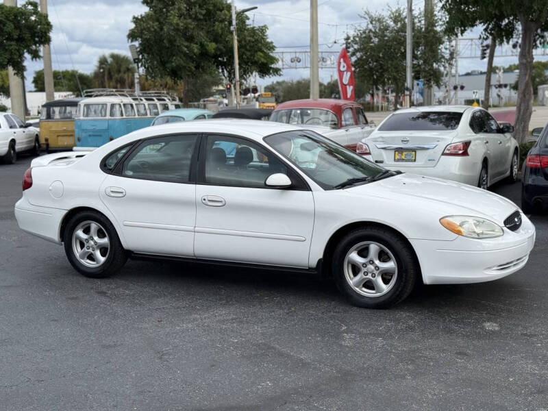 2003 Ford Taurus SES