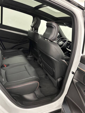 2024 Jeep Wagoneer S Launch Edition