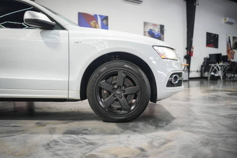 2014 Audi SQ5 3.0T quattro Premium Plus