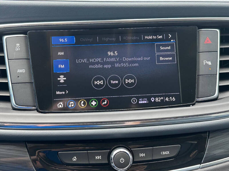 2021 Buick Enclave Essence