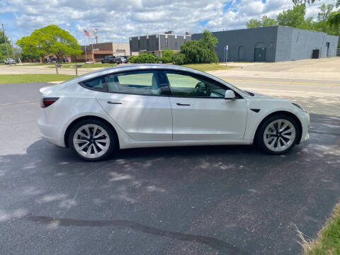 2021 Tesla Model 3 Standard Range Plus