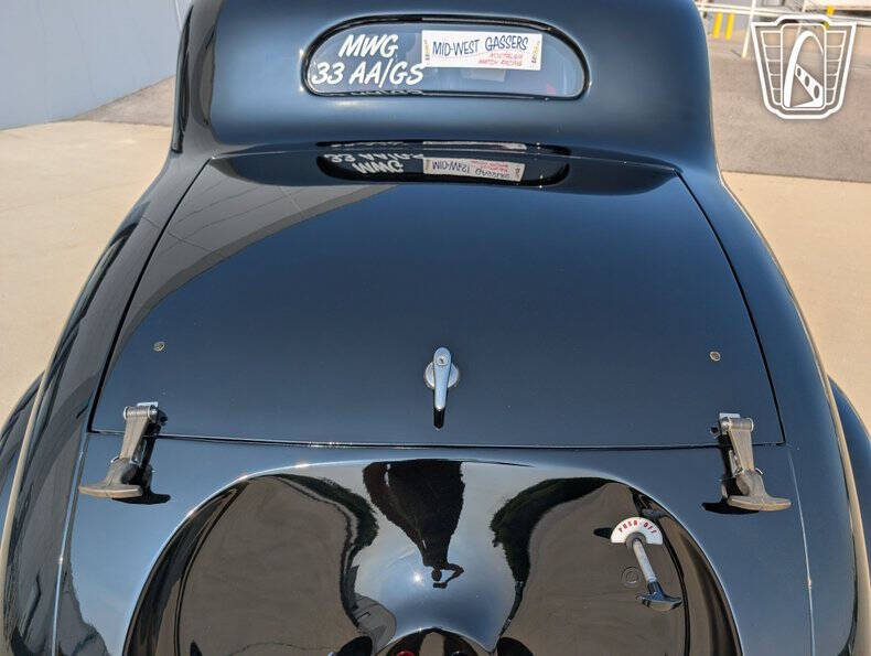 1933 Willys Coupe