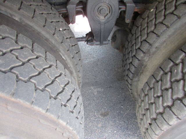 2014 Freightliner M2 106