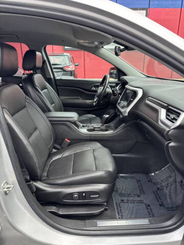 2017 GMC Acadia SLT-1