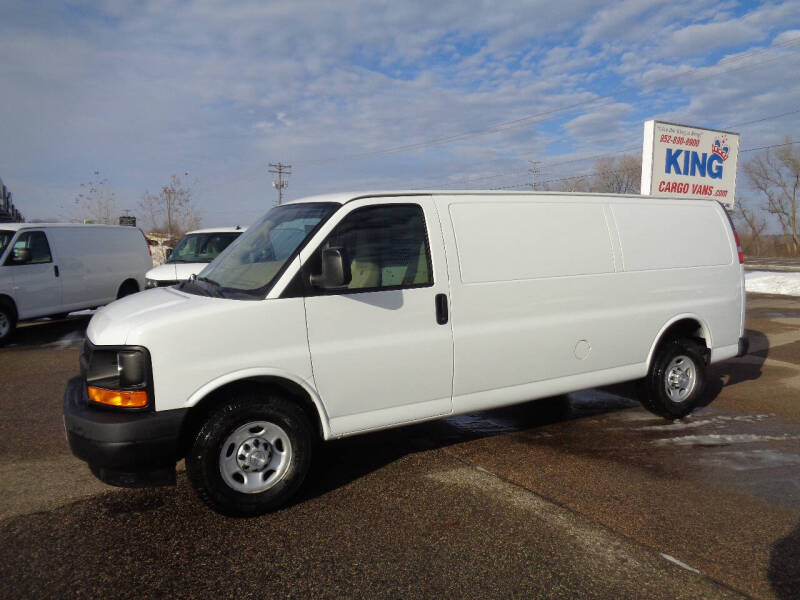 2017 Chevrolet Express Cargo Work Van's photo