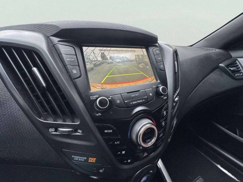 2016 Hyundai Veloster Turbo