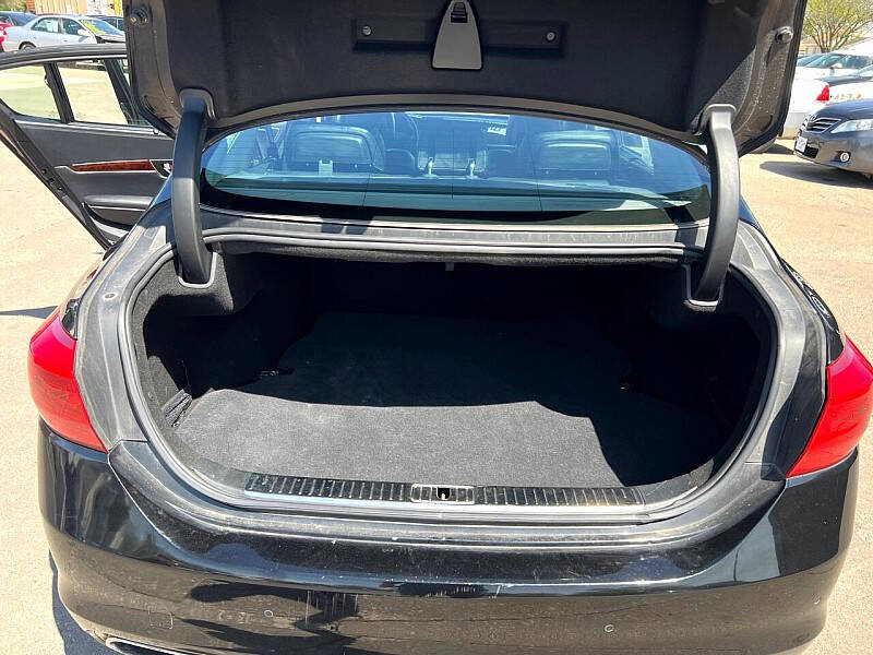 2015 Kia K900 Luxury