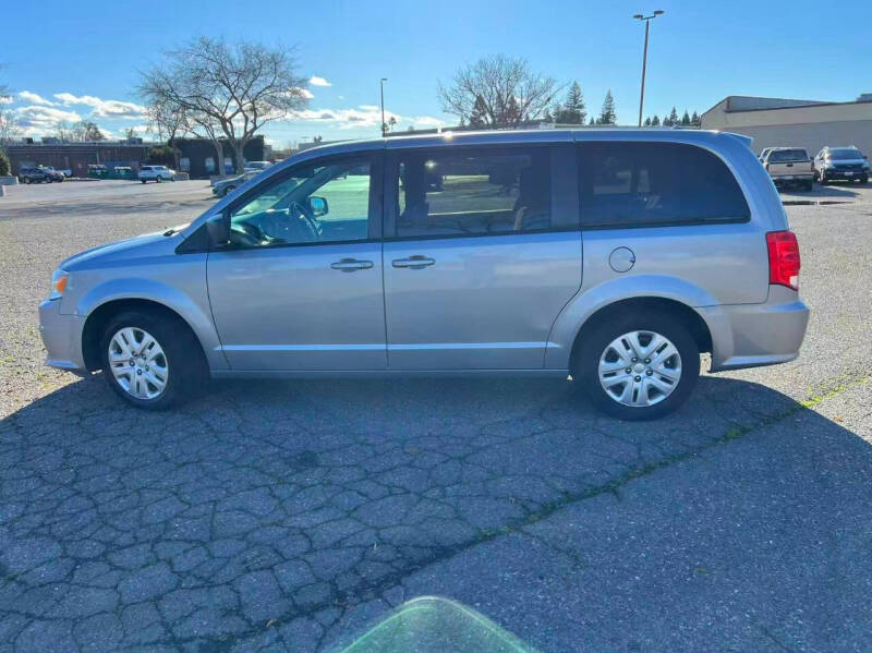 2018 Dodge Grand Caravan SE