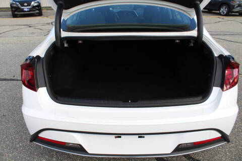 2022 Hyundai Sonata Hybrid Blue