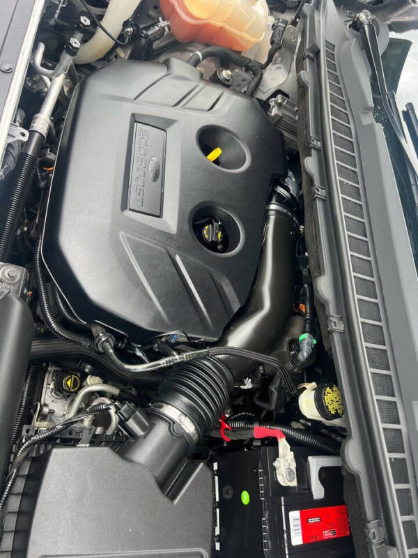 2017 Ford Edge Titanium