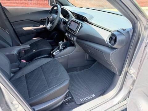 2020 Nissan Kicks S