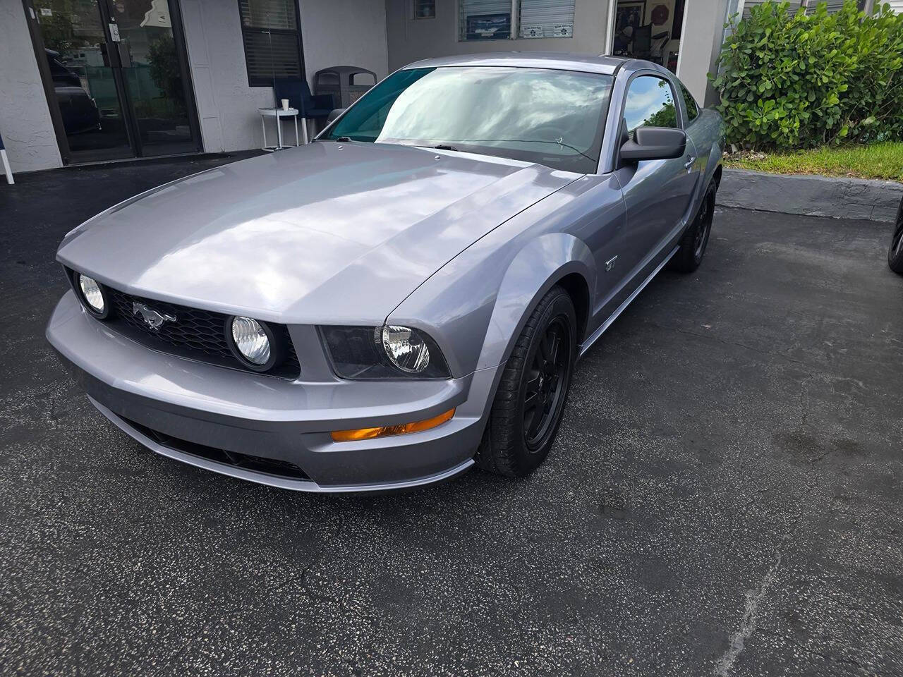 2006 Ford Mustang 3